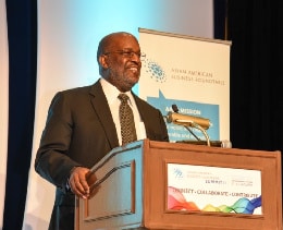 Making the Keynote address at the Asian American Business Roundtable Summit was Bernard J. Tyson, Chairman and CEO of Kaiser Permanente.