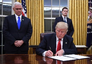 Donald Trump signs Executive Orders