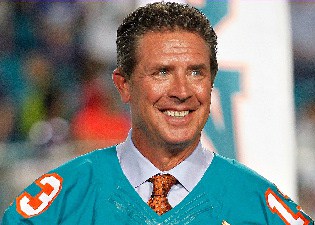 Miami Dolphins Legends In Nassau, Bahamas For Youth Football Clinic