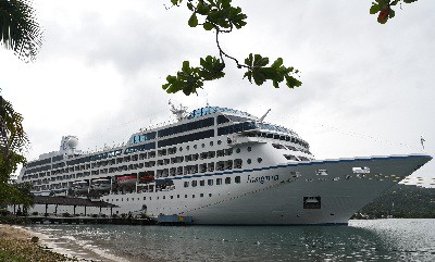 MS Insignia heads to Port Antonio, Jamaica