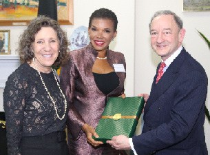 Dr. Mark Wrighton Chancellor of University of Washington in St. Louis and Jamaica Ambassador to the U.S. Audrey Marks