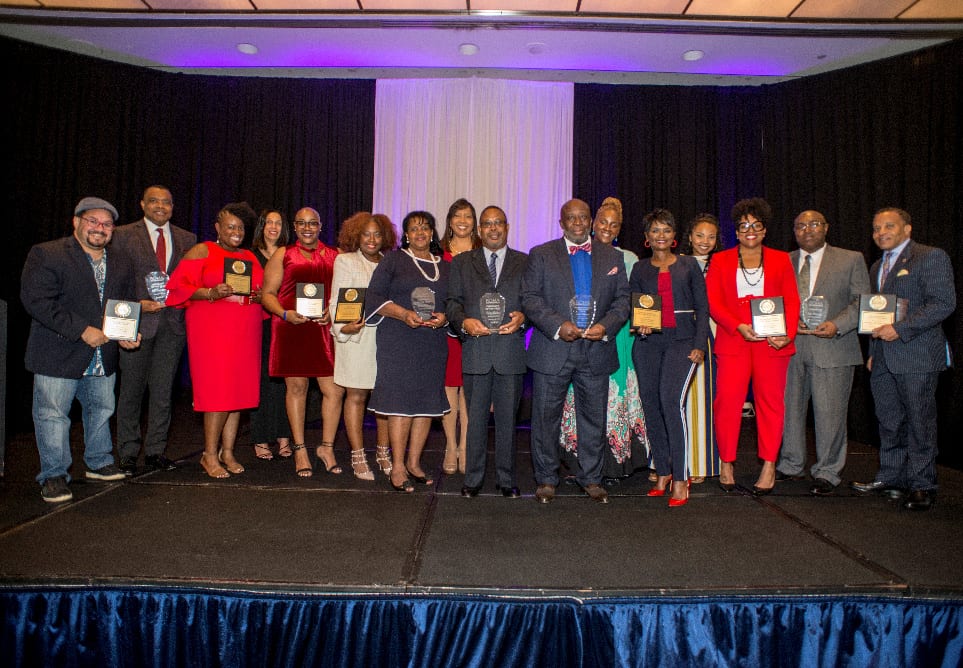 Winners pose at the 2018 BOMA Awards