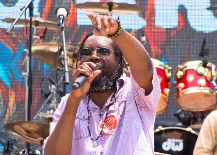 Ras Kronik performing at Reggae In The Desert in Las Vegas