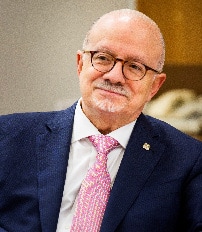 Dr. Smith Joseph, Mayor of North Miami will present the Key to the City to Miami Dade College (MDC) President, Eduardo J. Padrón, Ph.D.