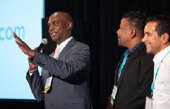 Claude Duncan - Vice President, JAMPRO; Parris Jordan - Chairman of CHICOS and Fernando Fernandez - Vice President, Development of Apple Leisure Group announce the location of CHICOS 2019