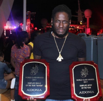 Aidonia wins two World Clash Awards for "Dubplate Single of the Year" and "Dubplate Artist of the Year."