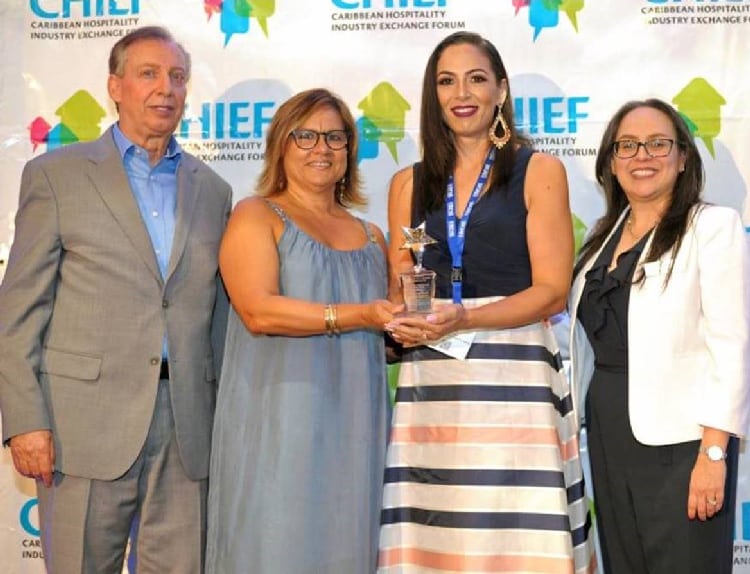 Caribbean Employee of the Year Berlinda Engelhardt (second from right), with (from left) Frank Comito, CHTA's Director General and CEO; Patricia Affonso-Dass, CHTA's President; and Vanessa Ledesma, CHTA's Chief Operations Officer.