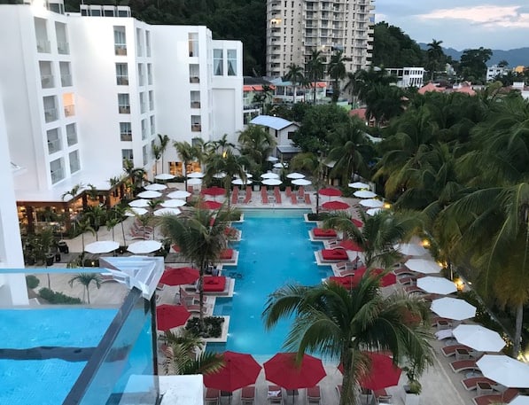 The S Hotel Jamaica - Shaking Up Montego Bay’s Hip Strip