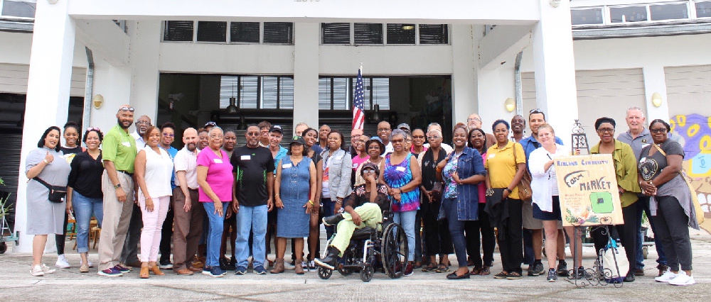 Marlon Hill Campaign Hosts South Dade Community History Bus Tour