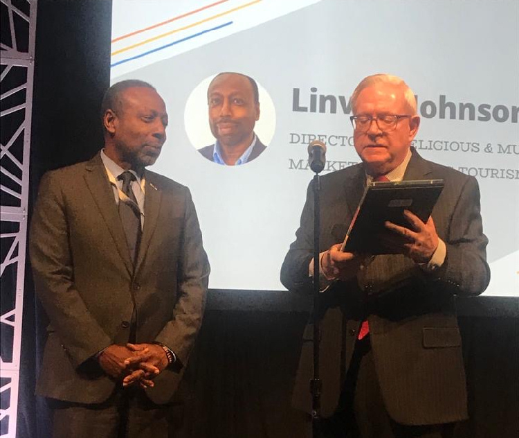 Senior Bahamas Tourism Executive, Linville Johnson Receives Recognition Award from Dr. Harry Schmidt Religious Conference Management Association