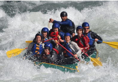 wet-river-recreation-splash-rapid-extreme-sport-Grand Canyon