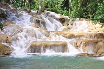 Dunn’s River Falls & Park, one of Jamaica’s Diverse Natural Attractions 