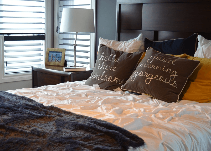 4 Inexpensive Ways to Transform Your Bedroom into a Sanctuary 