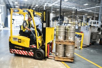 6 Equipment Every Warehouse Should Have To Improve Operations