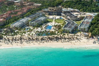 Popular Casinos In The Caribbean : Royalton Punta Cana Resort & Casino