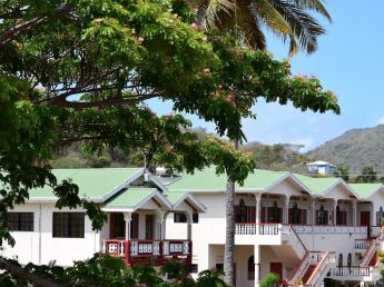 Simple Stay Grenada - Hotel Laurena