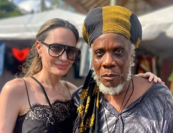 Summer Tourism Boom as Celebrities Flock Jamaica - Angelina Jolie, Mutaburuka