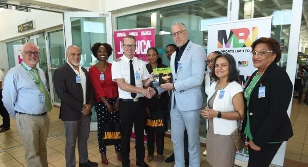 Jamaica Welcomes Inaugural Frontier Flight from Dallas Fort Worth To Montego Bay
