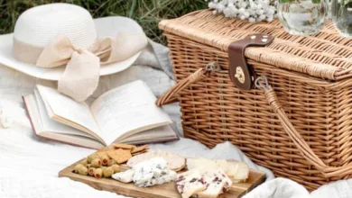 bring a picnic basket to a picnic