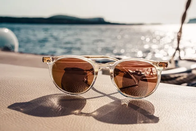 sunglasses for traveling